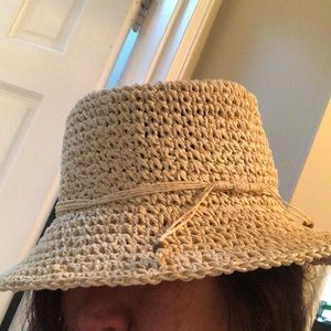 Paper straw hat brand new